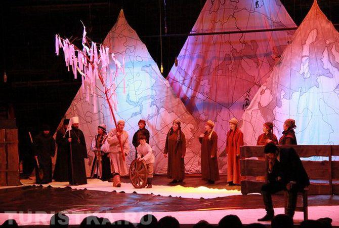 Драматический театр им. П.В.Кучияк г.Горно-Алтайск