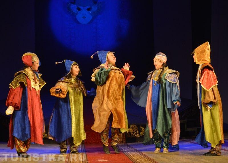 Драматический театр им. П.В.Кучияк г.Горно-Алтайск