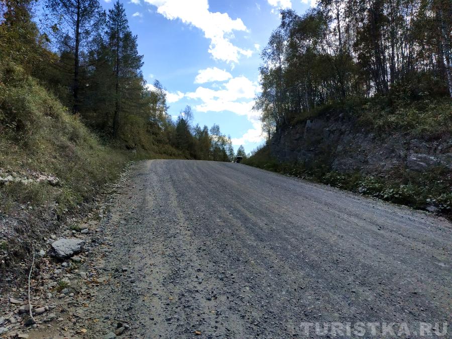 Перед седлом перевала со стороны Черги