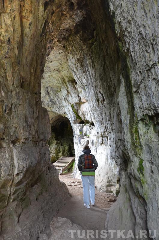 Вход в Тавдинские пещеры