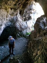 Вход в третью пещеру