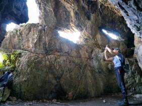 В третьей пещере
