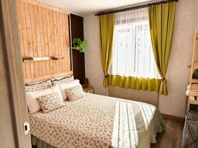 Горный Алтай : Коттедж Кошкин дом в Чемале