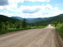Отдых на Алтае : Путешествие по Шебалинскому району : Спуск с перевала Кукуя в сторону Усть-Кана