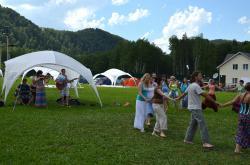 Горный Алтай : Фестиваль ВОТЭТНО-2014 : Танцы народов мира от группы Пихто