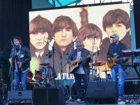 Отдых и праздники на Алтае : Музыкальный фестиваль «Because of the Beatles»
