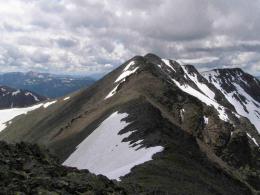 Горный Алтай : Чойский район : Гора Альбаган : Снежники на склонах горы