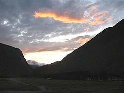Горный Алтай : Алтаеведение : Закатное небо над долиной Чулышмана
