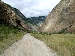 Горный Алтай : Алтаеведение : Живописная дорога к устью Чульчи