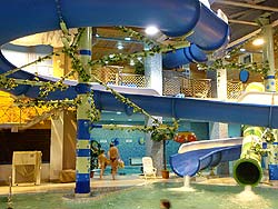 Курорт Белокуриха : Отдых в Белокурихе : Водяные горки в аквапарке